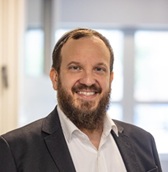Picture of Shlomo Rappaport smiling. 
